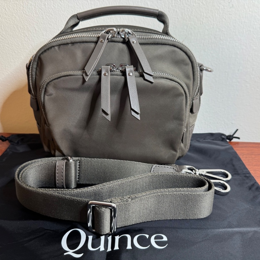 ❤️Like New! Quince Revive Nylon Camera Crossbody
